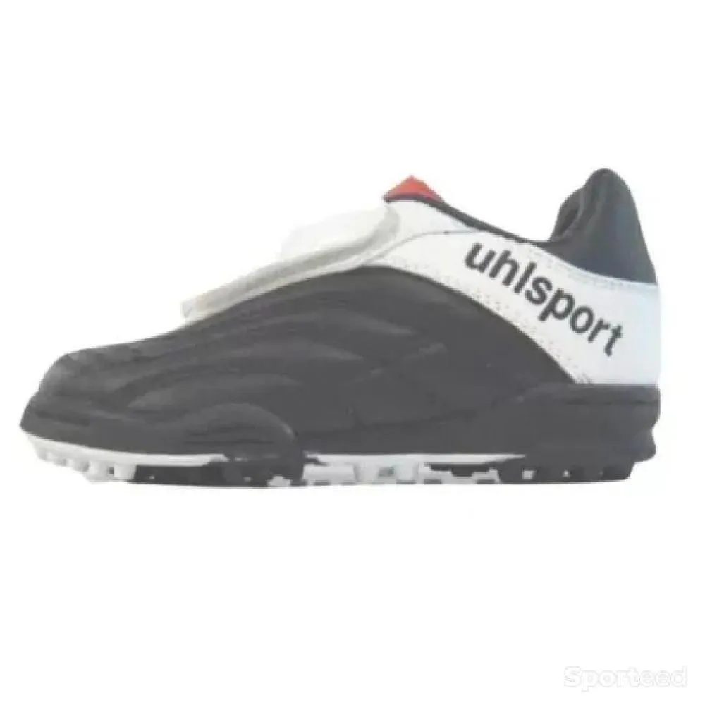 Chaussure foot Uhlsport Starter velcro TF  neuf Ajouté le : 08/02/2024
